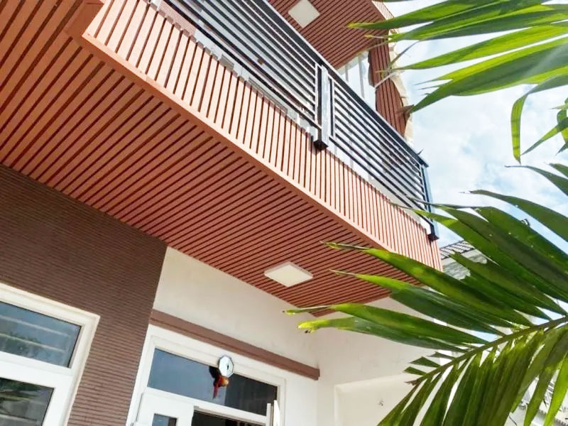 Vai trò của tấm ốp nan song ngoài trời hiện nay